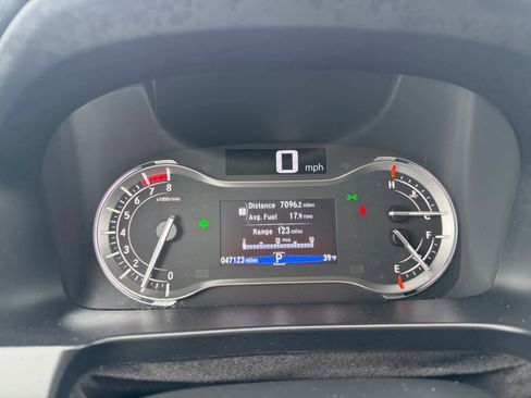 Used 2023 Honda Ridgeline RTL image 11