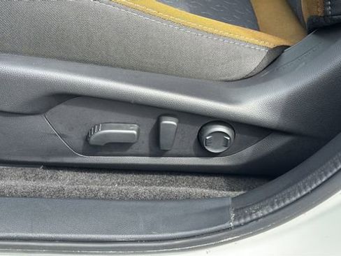 Certified 2025 Subaru Crosstrek 2.5i Sport AWD/4WD image 19