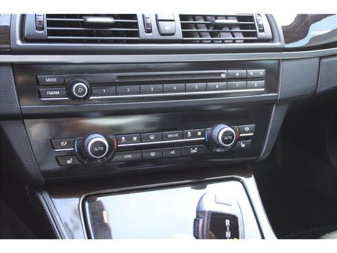 Used 2015 BMW 535i xDrive Sedan AWD/4WD image 18