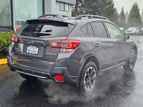 Used 2023 Subaru Crosstrek 2.0i Premium w/ Popular Package #3 image 7
