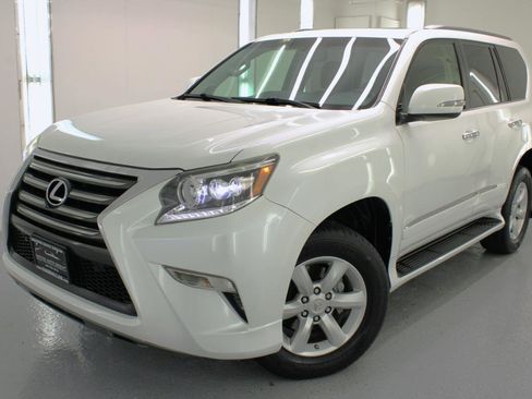 Used 2014 Lexus GX 460 image 28