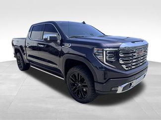 Used 2025 GMC Sierra 1500 Denali w/ Denali Reserve Package AWD/4WD video 3