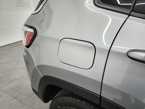 Used 2024 Jeep Compass Latitude image 26