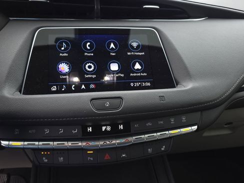 Used 2020 Cadillac XT4 Premium Luxury image 22