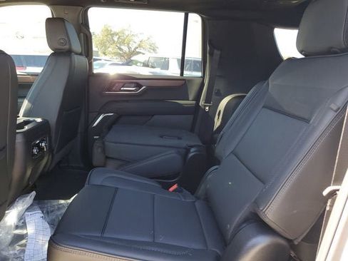 New 2026 GMC Yukon XL Denali w/ Sun & Power Step Package image 11