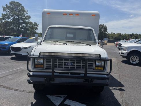Used 1990 Ford E-350 and Econoline 350 RWD image 2