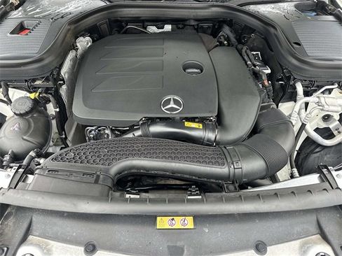 Used 2022 Mercedes-Benz GLC 300 4MATIC image 10