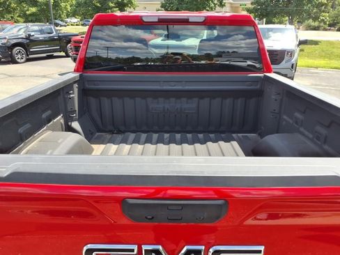 Used 2024 GMC Sierra 1500 Elevation image 6