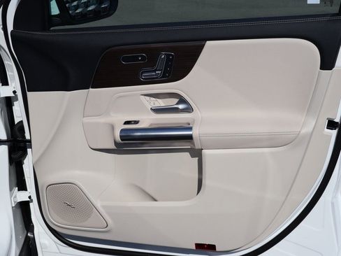 New 2026 Mercedes-Benz GLA 250 4MATIC image 13