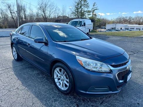 Used 2015 Chevrolet Malibu LT w/ Power Convenience Package image 10