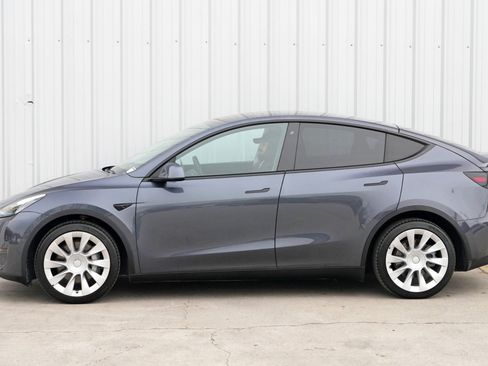 Used 2020 Tesla Model Y Performance image 49