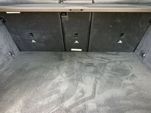 Used 2025 Mercedes-Benz GLE 450e 4MATIC image 33