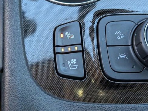 Used 2023 GMC Acadia AT4 w/ Technology Package image 18