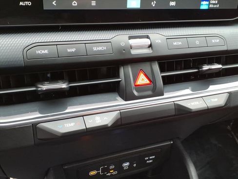 Used 2025 Kia K4 GT-Line Turbo image 21