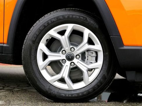 New 2026 Jeep Compass Latitude image 2