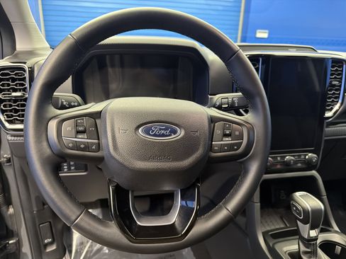 Used 2024 Ford Ranger XLT w/ Trailer Tow Package image 13