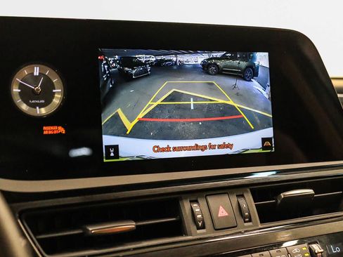 Used 2025 Lexus ES 350 FWD image 23