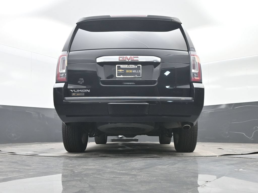 Used 2018 GMC Yukon Denali w/ Open Road Package RWD image 29