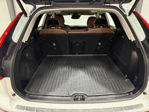 Used 2019 Volvo XC60 T5 Inscription w/ Protection Package Premier image 35