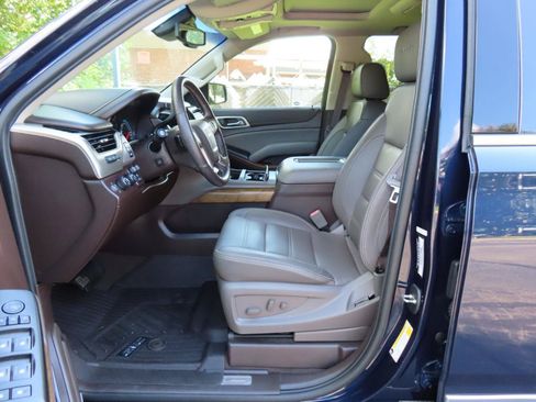 Used 2019 GMC Yukon Denali w/ Denali Ultimate Package AWD/4WD image 16