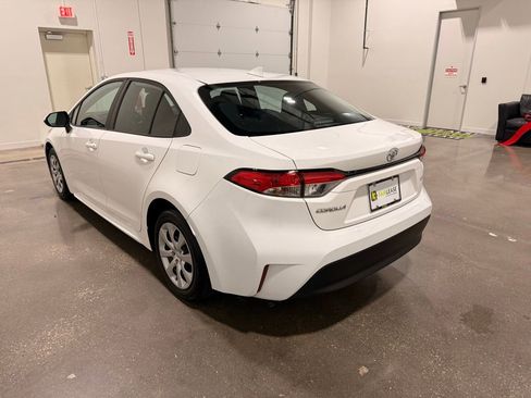 Used 2024 Toyota Corolla LE image 7