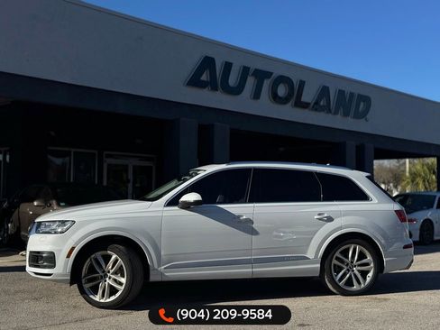 Used 2018 Audi Q7 3.0T Prestige w/ Prestige Package image 4