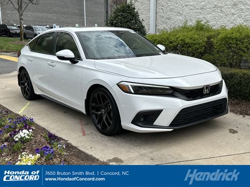 Certified 2024 Honda Civic Sport Touring image 1