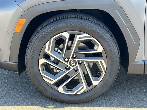 Certified 2025 Hyundai Tucson Limited image 44