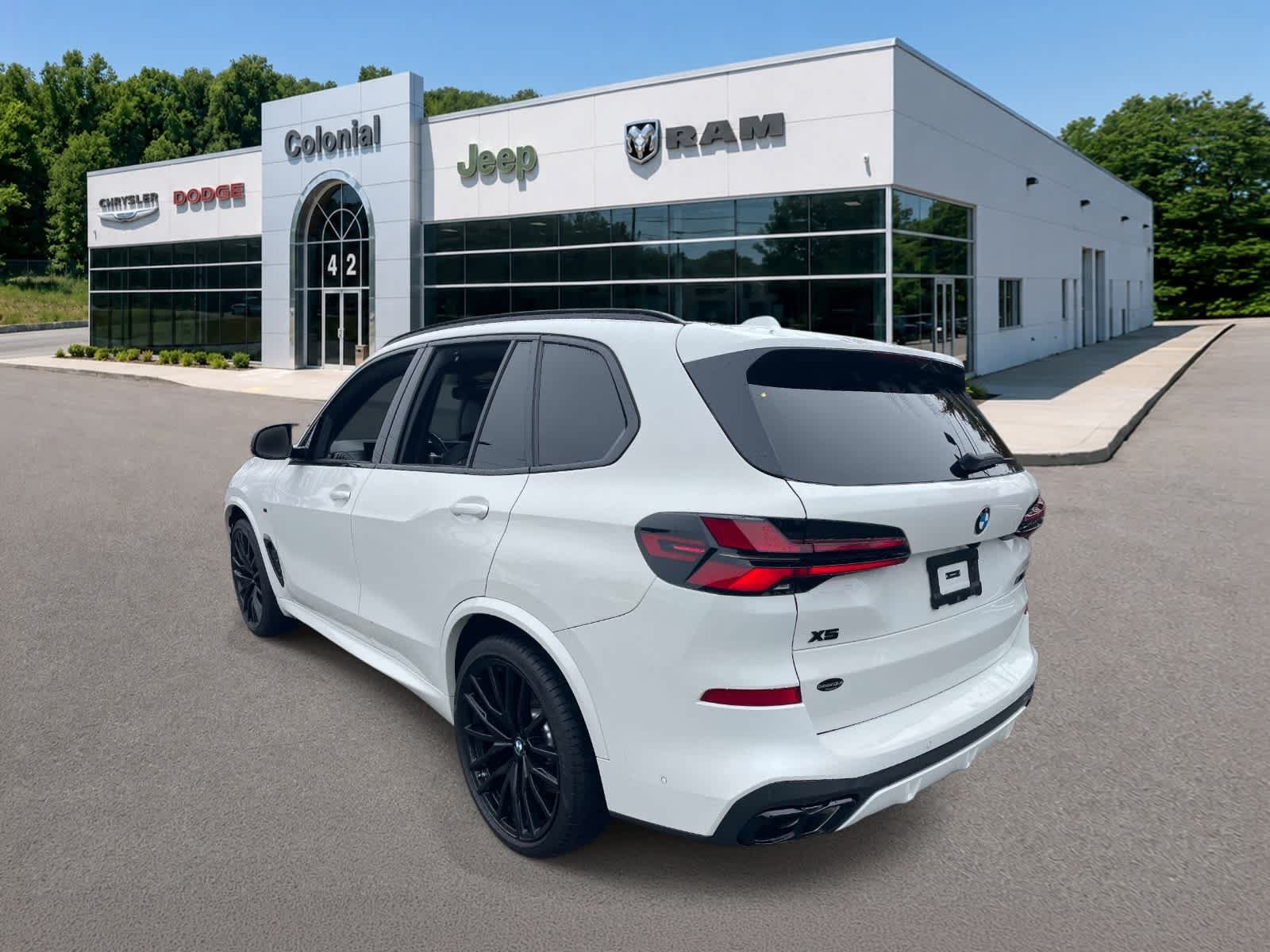 Used 2025 BMW X5 M60i w/ Climate Comfort Package AWD/4WD image 3