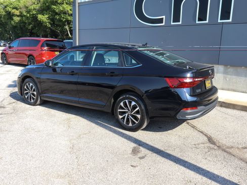 Used 2025 Volkswagen Jetta S FWD image 6