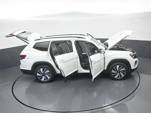 Used 2024 Volkswagen Atlas SE FWD image 73