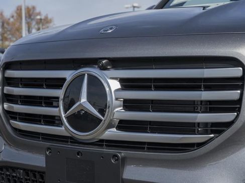 New 2026 Mercedes-Benz GLB 250 4MATIC image 12