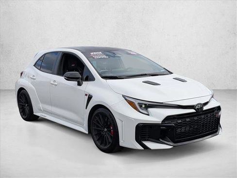 Used 2025 Toyota Corolla Premium Plus image 3