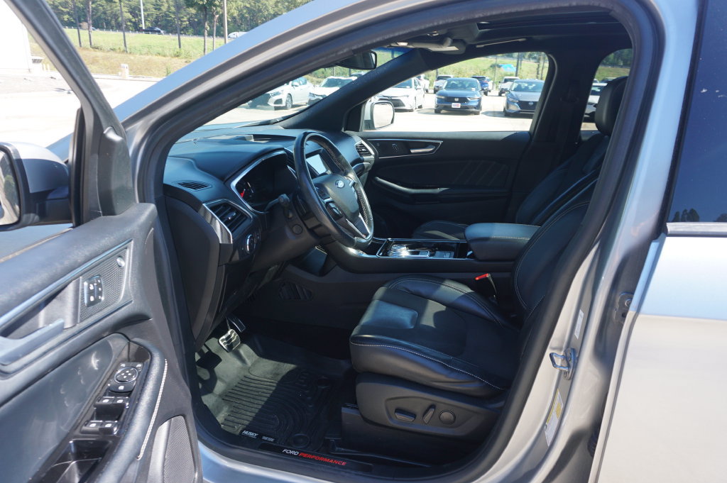 Used 2020 Ford Edge ST AWD/4WD image 2