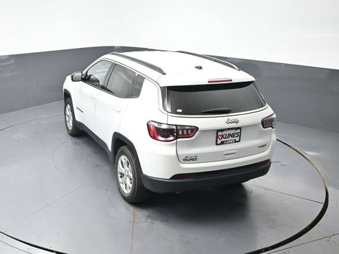 Used 2024 Jeep Compass Latitude AWD/4WD image 47