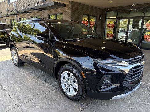 Used 2020 Chevrolet Blazer LT FWD image 4