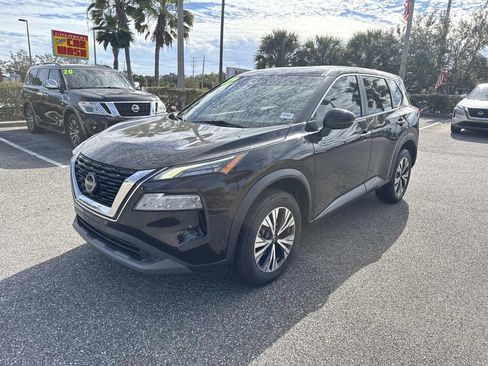 Certified 2022 Nissan Rogue SV image 8