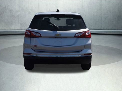 Used 2018 Chevrolet Equinox LS FWD image 10