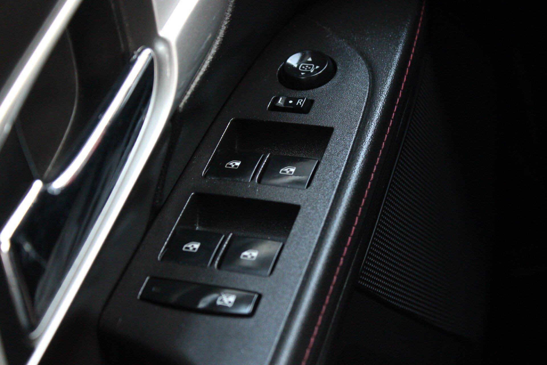 Used 2015 GMC Terrain SLE FWD image 23