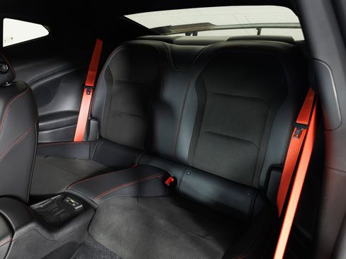 Used 2018 Chevrolet Camaro ZL1 image 44