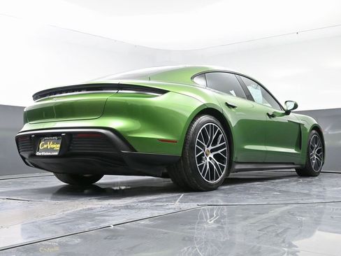 Used 2023 Porsche Taycan image 52