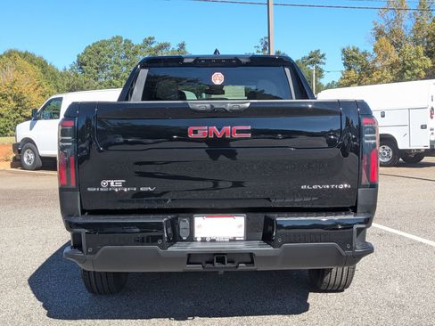 New 2026 GMC Sierra EV Elevation image 4