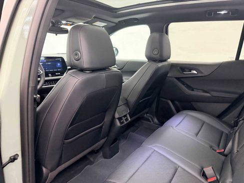 New 2026 Chevrolet Equinox LT image 18