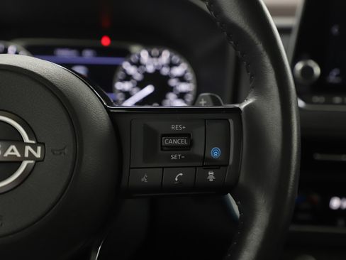 Used 2023 Nissan Rogue SV w/ SV Premium B Package image 28