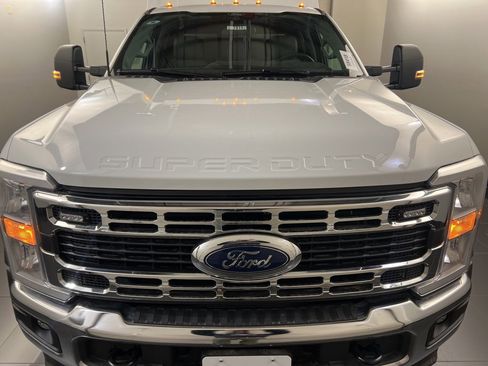 New 2025 Ford F550 4x4 Crew Cab Super Duty image 2