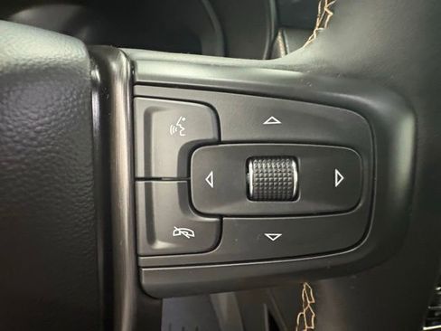 Used 2024 GMC Yukon AT4 w/ Technology Package image 21