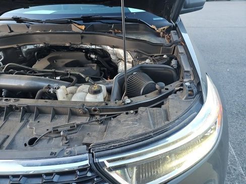 Certified 2020 Ford Explorer XLT w/ Equipment Group 202A image 22