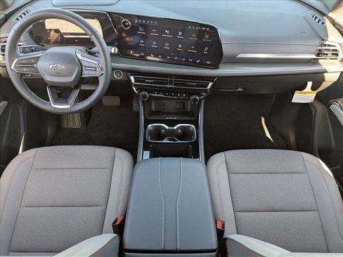 New 2026 Chevrolet Traverse LT w/ Midnight/Sport Edition image 14