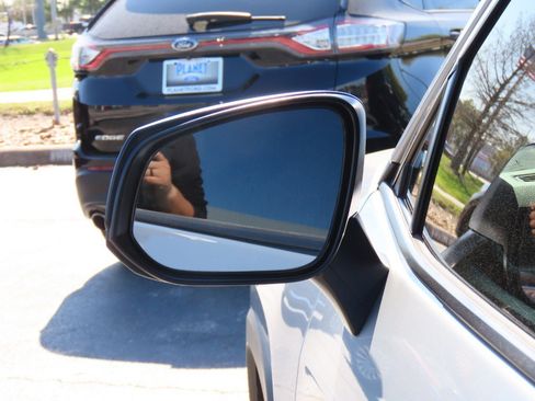 Used 2024 Toyota RAV4 LE FWD image 18