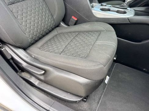 Used 2022 Chevrolet Blazer LT image 15